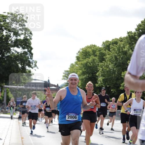 29.06.2025 - hella hamburg halbmarathon Jannik Wohlers http://msf.ph/oto/8266530 29.06.2025 10:00:51 Lombardsbrücke 1130, 1387, 1420, 2006, 2091, 2354, 2363, 2490, 2936, 3425, 4068, 4249, 4319, 4370, 4649, 6087, 0000, 6487, 6591, 6835, 6924, 7287, 7846, 8045, 8046, 9932, 10188, 10383, 10576, 11465, 11937, 12206, 12261, 13516, 13699, 15083, 15240, 15550, 15637, 15726, 15838, 16401, 16517, 16530, 16594, 16602, 16786, 17387, 17543, 17739, 17890, 18029, 18327, 18355, 18759, 18796, 18833, 19002, 19003 meine-sportfotos.de