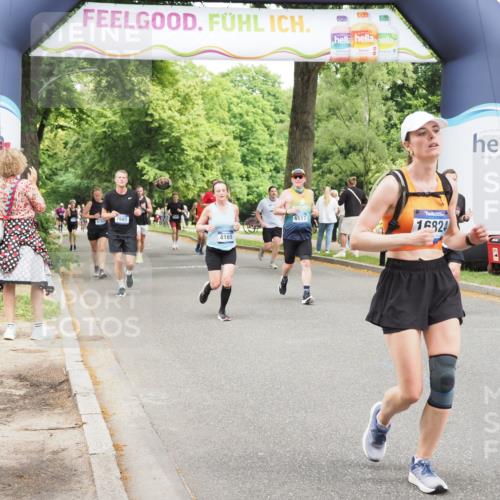 29.06.2025 - hella hamburg halbmarathon MichiJ http://msf.ph/oto/8266531 29.06.2025 10:54:37 Zwischen KM18-KM19 1079, 1367, 2963, 2964, 5363, 6517, 11088, 15945, 16824, 16976, 17062 meine-sportfotos.de
