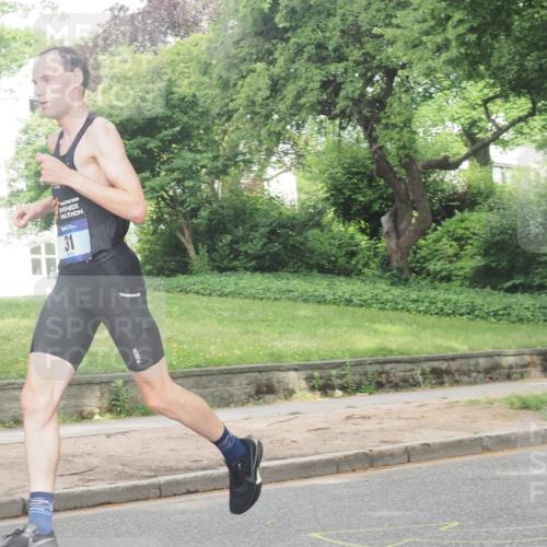 29.06.2025 - hella hamburg halbmarathon KatJ http://msf.ph/oto/8266562 29.06.2025 10:05:48 Zwischen KM18-KM19 31 meine-sportfotos.de