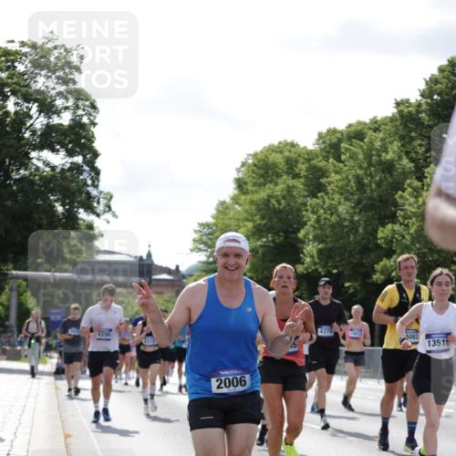 29.06.2025 - hella hamburg halbmarathon Jannik Wohlers http://msf.ph/oto/8266596 29.06.2025 10:00:51 Lombardsbrücke 1130, 1387, 1420, 2006, 2091, 2354, 2363, 2490, 2936, 3425, 4068, 4249, 4319, 4370, 4649, 6087, 0000, 6487, 6591, 6835, 6924, 7287, 7846, 8045, 8046, 9932, 10188, 10383, 10576, 11465, 11937, 12206, 12261, 13516, 13699, 15083, 15240, 15550, 15637, 15726, 15838, 16401, 16517, 16530, 16594, 16602, 16786, 17387, 17543, 17739, 17890, 18029, 18327, 18355, 18759, 18796, 18833, 19002, 19003 meine-sportfotos.de