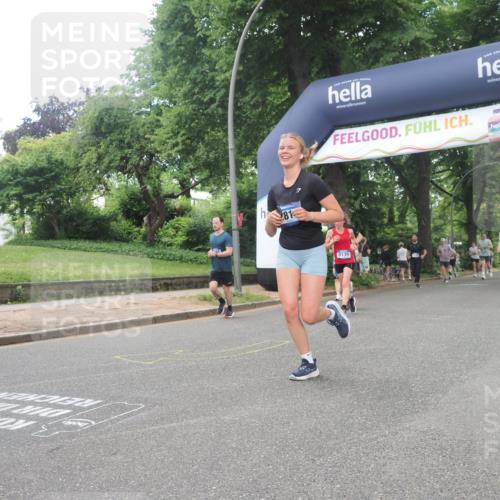 29.06.2025 - hella hamburg halbmarathon KatJ http://msf.ph/oto/8266732 29.06.2025 10:39:13 Zwischen KM18-KM19 1098, 2397, 2636, 2818, 4967, 6286, 8139 meine-sportfotos.de