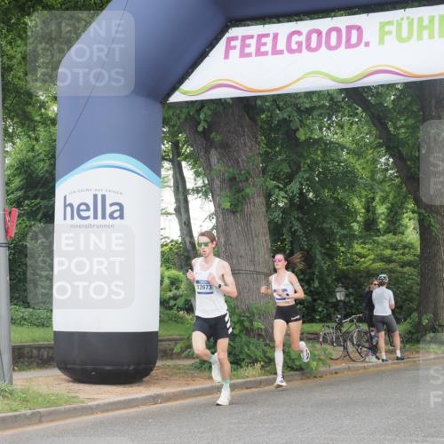 29.06.2025 - hella hamburg halbmarathon KatJ http://msf.ph/oto/8266812 29.06.2025 10:06:45 Zwischen KM18-KM19  meine-sportfotos.de