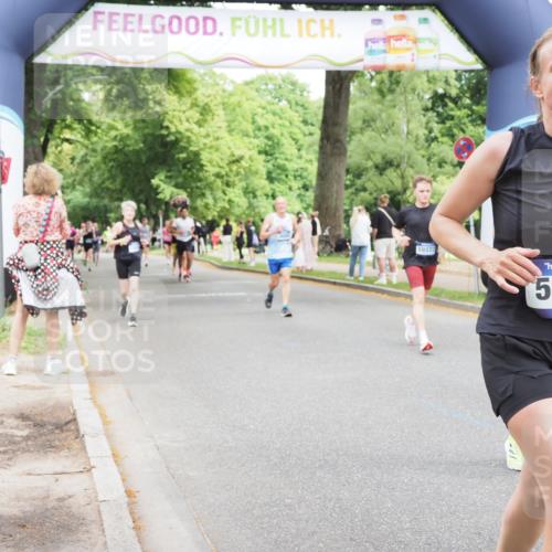 29.06.2025 - hella hamburg halbmarathon MichiJ http://msf.ph/oto/8266869 29.06.2025 10:54:44 Zwischen KM18-KM19 1079, 4169, 4666, 5762, 6517, 7685, 8971, 10372, 12418, 12790, 14436, 14869, 15429 meine-sportfotos.de