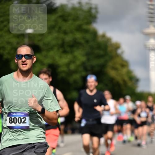 29.06.2025 - hella hamburg halbmarathon Dr. Thomas Lammeyer http://msf.ph/oto/8266902 29.06.2025 09:52:22 Kennedybrücke 1042, 1571, 1600, 2262, 3547, 4062, 4359, 4381, 5003, 5307, 6037, 6047, 6993, 7310, 7482, 7981, 8002, 8121, 8571, 9640, 9643, 10190, 10451, 10738, 10877, 11106, 11423 meine-sportfotos.de