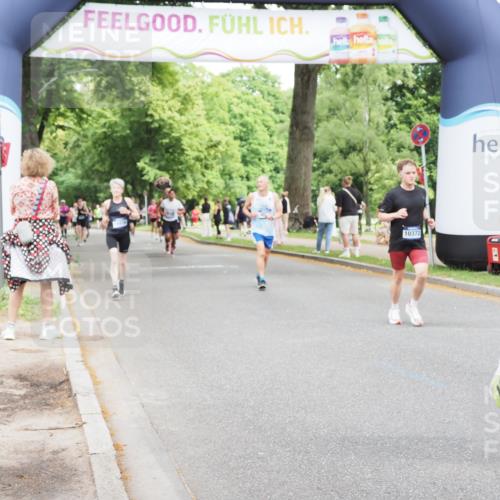 29.06.2025 - hella hamburg halbmarathon MichiJ http://msf.ph/oto/8266903 29.06.2025 10:54:44 Zwischen KM18-KM19 1079, 4169, 4666, 5762, 6517, 7685, 8971, 10372, 12418, 12790, 14436, 14869, 15429 meine-sportfotos.de