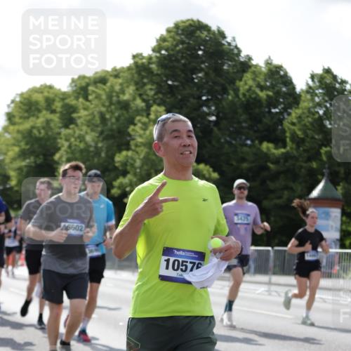29.06.2025 - hella hamburg halbmarathon Jannik Wohlers http://msf.ph/oto/8267048 29.06.2025 10:00:58 Lombardsbrücke 1130, 1387, 1420, 2006, 2091, 2354, 2363, 2936, 3199, 3425, 3663, 4068, 4249, 4319, 4322, 4370, 4649, 5570, 5675, 6087, 0000, 6591, 6924, 7287, 7846, 8030, 8045, 8046, 8191, 8691, 10383, 10576, 11465, 12475, 13516, 13551, 13699, 14867, 15083, 15240, 15550, 15637, 15726, 16063, 16367, 16395, 16517, 16530, 16602, 16754, 17387, 17441, 17543, 17739, 17890, 18290, 18327, 18355, 18716, 18717, 18796, 18833, 19002, 19003, 19160 meine-sportfotos.de