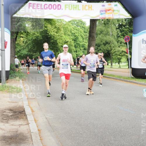 29.06.2025 - hella hamburg halbmarathon MichiJ http://msf.ph/oto/8267212 29.06.2025 10:30:44 Zwischen KM18-KM19 1169, 3523, 6770, 8694, 9815, 9833, 10469, 14275, 14560, 15095, 15270, 15935, 16084, 16295, 17016, 17926, 18330, 18559 meine-sportfotos.de