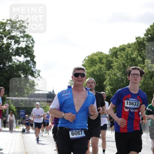 29.06.2025 - hella hamburg halbmarathon Jannik Wohlers http://msf.ph/oto/8267242 29.06.2025 10:01:00 Lombardsbrücke 1387, 1420, 2006, 2091, 3199, 3425, 3663, 4068, 4249, 4319, 4322, 4370, 4649, 5570, 5675, 6087, 6281, 0000, 6302, 6591, 6924, 7287, 7846, 8030, 8045, 8046, 8191, 8392, 8691, 10383, 10576, 11043, 11465, 12475, 13516, 13551, 13699, 14867, 15083, 15240, 15550, 15637, 15726, 16063, 16367, 16395, 16517, 16530, 16602, 16754, 17140, 17387, 17441, 17890, 18290, 18327, 18355, 18716, 18717, 18796, 18833, 19002, 19003, 19160 meine-sportfotos.de