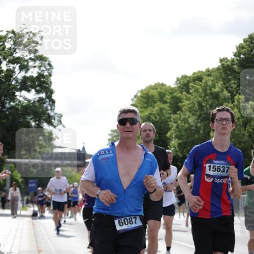 29.06.2025 - hella hamburg halbmarathon Jannik Wohlers http://msf.ph/oto/8267252 29.06.2025 10:01:00 Lombardsbrücke 1387, 1420, 2006, 2091, 3199, 3425, 3663, 4068, 4249, 4319, 4322, 4370, 4649, 5570, 5675, 6087, 6281, 0000, 6302, 6591, 6924, 7287, 7846, 8030, 8045, 8046, 8191, 8392, 8691, 10383, 10576, 11043, 11465, 12475, 13516, 13551, 13699, 14867, 15083, 15240, 15550, 15637, 15726, 16063, 16367, 16395, 16517, 16530, 16602, 16754, 17140, 17387, 17441, 17890, 18290, 18327, 18355, 18716, 18717, 18796, 18833, 19002, 19003, 19160 meine-sportfotos.de