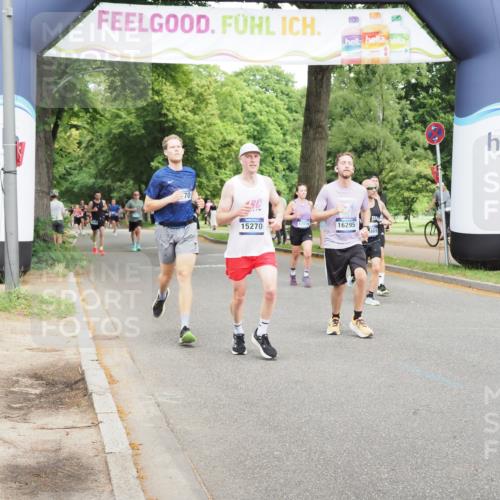 29.06.2025 - hella hamburg halbmarathon MichiJ http://msf.ph/oto/8267343 29.06.2025 10:30:44 Zwischen KM18-KM19 1169, 3523, 6770, 8694, 9815, 9833, 10469, 14275, 14560, 15095, 15270, 15935, 16084, 16295, 17016, 17926, 18330, 18559 meine-sportfotos.de
