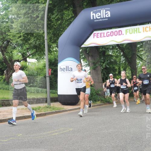 29.06.2025 - hella hamburg halbmarathon KatJ http://msf.ph/oto/8267355 29.06.2025 10:39:21 Zwischen KM18-KM19 1098, 6776, 7409, 8139 meine-sportfotos.de