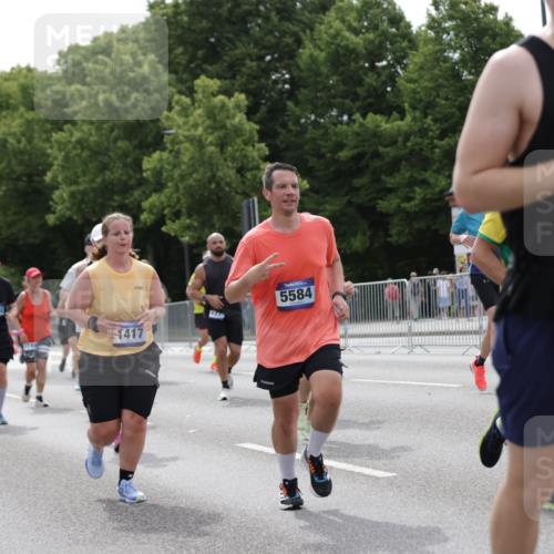 29.06.2025 - hella hamburg halbmarathon Jannik Wohlers http://msf.ph/oto/8267383 29.06.2025 10:33:35 Lombardsbrücke 1417, 1705, 1787, 2265, 2482, 2496, 2526, 2933, 3264, 3340, 3345, 3829, 3848, 4479, 4807, 4942, 5561, 5566, 5584, 5691, 6364, 6515, 6516, 6956, 7027, 7565, 8202, 8277, 8375, 8377, 8383, 8401, 9094, 9875, 9995, 10007, 10071, 10800, 11092, 11111, 11237, 11432, 11642, 11668, 12330, 12562, 13401, 13485, 13535, 13741, 13934, 14032, 14058, 14873, 14919, 15792, 15845, 16115, 16578, 17440, 17953, 19145, 19164 meine-sportfotos.de