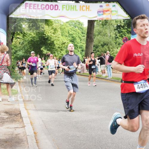 29.06.2025 - hella hamburg halbmarathon MichiJ http://msf.ph/oto/8267462 29.06.2025 10:54:56 Zwischen KM18-KM19 2852, 4494, 6089, 6181, 9527, 10791, 15150, 16186 meine-sportfotos.de
