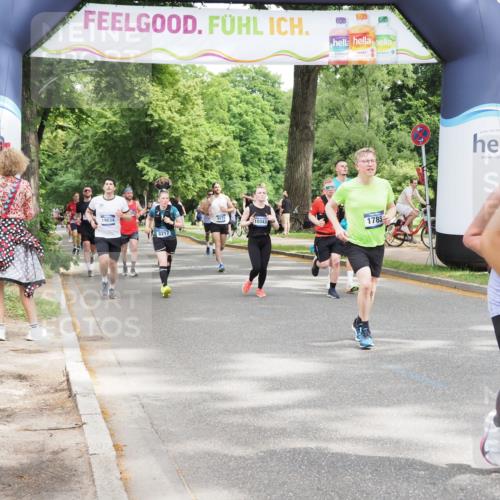29.06.2025 - hella hamburg halbmarathon MichiJ http://msf.ph/oto/8267731 29.06.2025 10:55:03 Zwischen KM18-KM19 1785, 2594, 2852, 4950, 5670, 6014, 7741, 8217, 9527, 10343, 12556, 13054, 14785, 15462 meine-sportfotos.de