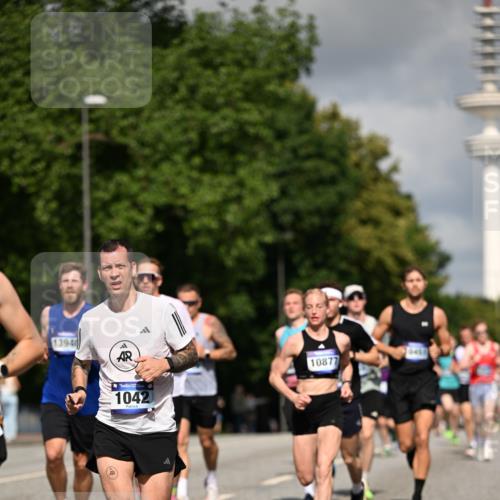 29.06.2025 - hella hamburg halbmarathon Dr. Thomas Lammeyer http://msf.ph/oto/8267798 29.06.2025 09:52:26 Kennedybrücke 1042, 1571, 1600, 2262, 2797, 3547, 4062, 4359, 4381, 5003, 6037, 6047, 7310, 7482, 7981, 8002, 8121, 9640, 9643, 10190, 10369, 10451, 10738, 10877, 11106, 11423 meine-sportfotos.de