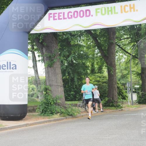 29.06.2025 - hella hamburg halbmarathon KatJ http://msf.ph/oto/8267806 29.06.2025 10:07:16 Zwischen KM18-KM19  meine-sportfotos.de
