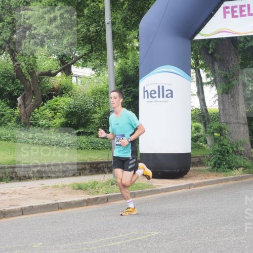 29.06.2025 - hella hamburg halbmarathon KatJ http://msf.ph/oto/8268302 29.06.2025 10:07:18 Zwischen KM18-KM19 3944 meine-sportfotos.de