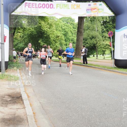 29.06.2025 - hella hamburg halbmarathon MichiJ http://msf.ph/oto/8268322 29.06.2025 10:30:54 Zwischen KM18-KM19 1312, 5682, 13446, 13709, 16660 meine-sportfotos.de