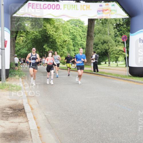 29.06.2025 - hella hamburg halbmarathon MichiJ http://msf.ph/oto/8268331 29.06.2025 10:30:55 Zwischen KM18-KM19 1312, 5682, 13446, 13709, 16660 meine-sportfotos.de
