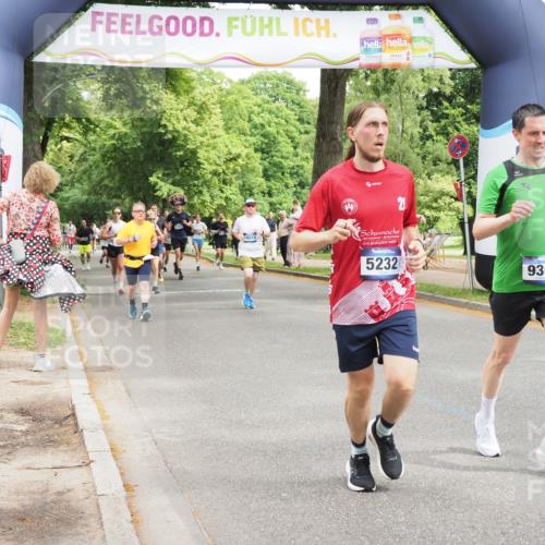 29.06.2025 - hella hamburg halbmarathon MichiJ http://msf.ph/oto/8268408 29.06.2025 10:55:11 Zwischen KM18-KM19 5232, 7846, 9173, 9366, 9781, 10709, 11873, 14785, 15875, 17540, 19034 meine-sportfotos.de