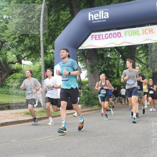 29.06.2025 - hella hamburg halbmarathon KatJ http://msf.ph/oto/8268556 29.06.2025 10:39:29 Zwischen KM18-KM19 2396, 3426, 4558, 4635, 4839, 5032, 5116, 5607, 6562, 7724, 8661, 8710, 8720 meine-sportfotos.de