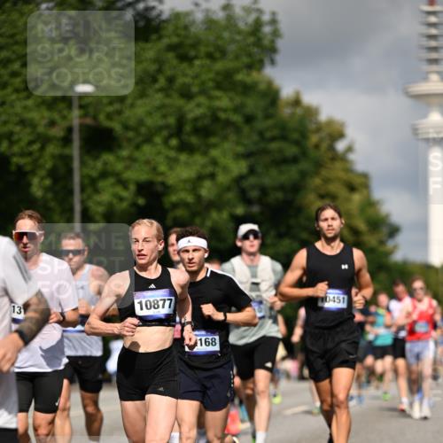 29.06.2025 - hella hamburg halbmarathon Dr. Thomas Lammeyer http://msf.ph/oto/8268569 29.06.2025 09:52:27 Kennedybrücke 1042, 1571, 1600, 2262, 2797, 3547, 4062, 4359, 4381, 5003, 6037, 6047, 7310, 7482, 7981, 8002, 8121, 9640, 9643, 10190, 10369, 10451, 10738, 10877, 11106, 11423 meine-sportfotos.de