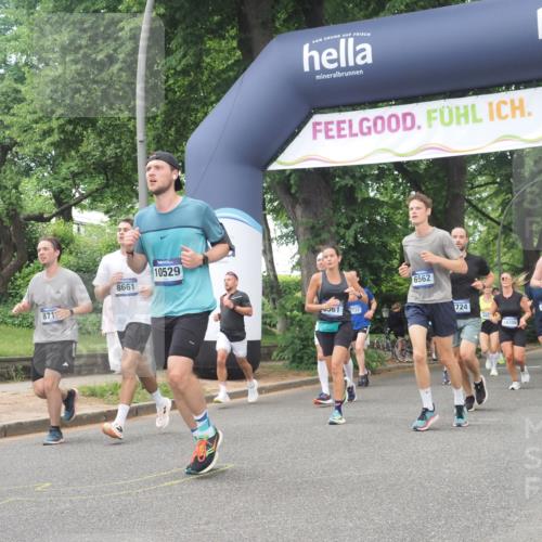 29.06.2025 - hella hamburg halbmarathon KatJ http://msf.ph/oto/8268624 29.06.2025 10:39:29 Zwischen KM18-KM19 2396, 3426, 4558, 4635, 4839, 5032, 5116, 5607, 6562, 7724, 8661, 8710, 8720 meine-sportfotos.de