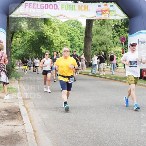 29.06.2025 - hella hamburg halbmarathon MichiJ http://msf.ph/oto/8268673 29.06.2025 10:55:13 Zwischen KM18-KM19 5232, 7846, 9173, 9366, 9781, 10709, 11873, 14196, 15875, 17540, 18015, 19034 meine-sportfotos.de