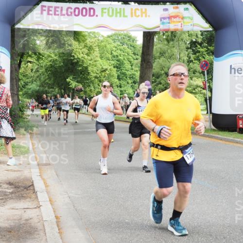 29.06.2025 - hella hamburg halbmarathon MichiJ http://msf.ph/oto/8268796 29.06.2025 10:55:14 Zwischen KM18-KM19 5232, 7846, 9366, 9781, 10709, 11873, 13331, 14060, 14196, 15875, 17540, 18015 meine-sportfotos.de