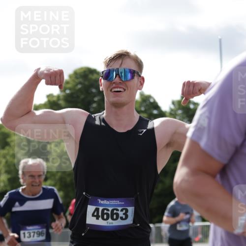 29.06.2025 - hella hamburg halbmarathon Jannik Wohlers http://msf.ph/oto/8268833 29.06.2025 10:01:14 Lombardsbrücke 1184, 1329, 1464, 1653, 1722, 1724, 1729, 1881, 1940, 2167, 2591, 2806, 2957, 3039, 3199, 3663, 4322, 4663, 5547, 5570, 5602, 5603, 6281, 6302, 6921, 8030, 8191, 8392, 8578, 8691, 8822, 8926, 10281, 10301, 10915, 11043, 12475, 12734, 12736, 13528, 13551, 13796, 14026, 14175, 14176, 14375, 15093, 16063, 16367, 16395, 16424, 16426, 16754, 16909, 17017, 17140, 17441, 17670, 17810, 18232, 18290, 18555, 18716, 18717, 18739, 18899, 18954, 19160 meine-sportfotos.de