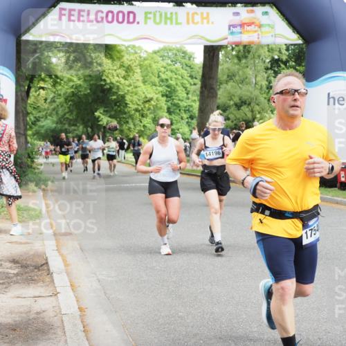 29.06.2025 - hella hamburg halbmarathon MichiJ http://msf.ph/oto/8268859 29.06.2025 10:55:15 Zwischen KM18-KM19 5232, 7846, 9366, 9781, 10709, 11873, 13331, 14060, 14196, 15875, 17540, 18015, 18239 meine-sportfotos.de