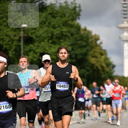 29.06.2025 - hella hamburg halbmarathon Dr. Thomas Lammeyer http://msf.ph/oto/8268926 29.06.2025 09:52:29 Kennedybrücke 1042, 1571, 1600, 2262, 2797, 3547, 4062, 4381, 5003, 6037, 6047, 7310, 7482, 7981, 8002, 8121, 9640, 9643, 10190, 10369, 10451, 10738, 10877, 11106, 11423 meine-sportfotos.de