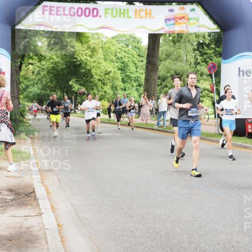 29.06.2025 - hella hamburg halbmarathon MichiJ http://msf.ph/oto/8268947 29.06.2025 10:55:17 Zwischen KM18-KM19 4032, 5232, 9253, 13331, 14060, 14196, 15875, 17540, 18015, 18236, 18239, 18555 meine-sportfotos.de