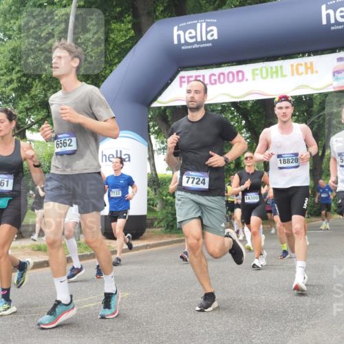 29.06.2025 - hella hamburg halbmarathon KatJ http://msf.ph/oto/8268979 29.06.2025 10:39:30 Zwischen KM18-KM19 2396, 3426, 4558, 4635, 4814, 4839, 5032, 5116, 5607, 6562, 7724, 8661, 8710, 8720 meine-sportfotos.de