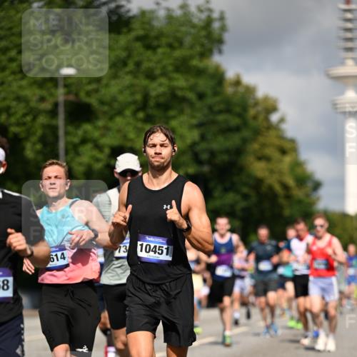 29.06.2025 - hella hamburg halbmarathon Dr. Thomas Lammeyer http://msf.ph/oto/8269060 29.06.2025 09:52:29 Kennedybrücke 1042, 1571, 1600, 2262, 2797, 3547, 4062, 4381, 5003, 6037, 6047, 7310, 7482, 7981, 8002, 8121, 9640, 9643, 10190, 10369, 10451, 10738, 10877, 11106, 11423 meine-sportfotos.de