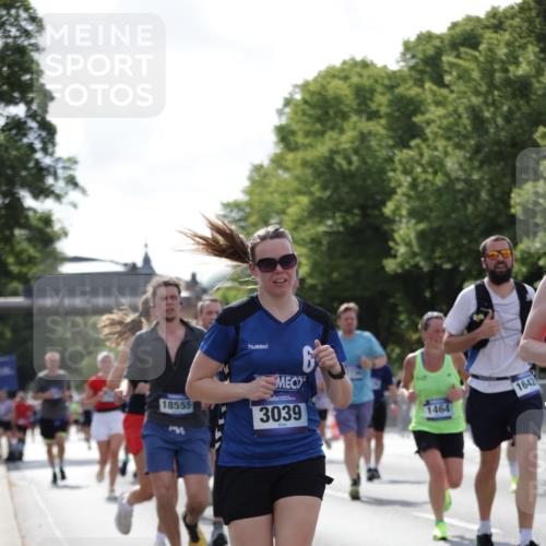 29.06.2025 - hella hamburg halbmarathon Jannik Wohlers http://msf.ph/oto/8269080 29.06.2025 10:01:16 Lombardsbrücke 1184, 1329, 1464, 1653, 1722, 1724, 1729, 1881, 1940, 2167, 2591, 2806, 2957, 3039, 3199, 4322, 4328, 4663, 5547, 5570, 5602, 5603, 6281, 6302, 6921, 8392, 8578, 8822, 8926, 10281, 10301, 10915, 11043, 11771, 11808, 12475, 12734, 12736, 13528, 13551, 13796, 14026, 14175, 14176, 14375, 15093, 16063, 16367, 16395, 16424, 16426, 16754, 16909, 17017, 17136, 17140, 17441, 17670, 17810, 18232, 18555, 18716, 18717, 18739, 18899, 18954, 19160 meine-sportfotos.de