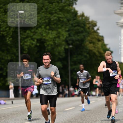 29.06.2025 - hella hamburg halbmarathon Dr. Thomas Lammeyer http://msf.ph/oto/8269115 29.06.2025 10:15:06 Kennedybrücke 1531, 1866, 2868, 4287, 5379, 5440, 8171, 8807, 8810, 10196, 10372, 11149, 11321 meine-sportfotos.de