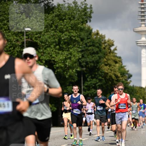 29.06.2025 - hella hamburg halbmarathon Dr. Thomas Lammeyer http://msf.ph/oto/8269121 29.06.2025 09:52:30 Kennedybrücke 1042, 1571, 1600, 2262, 2797, 3547, 4062, 4381, 5003, 5124, 6037, 6047, 7310, 7482, 7981, 8002, 8121, 9640, 9643, 10190, 10369, 10451, 10738, 10877, 11106, 11423 meine-sportfotos.de