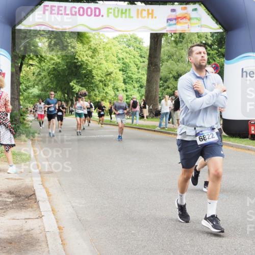 29.06.2025 - hella hamburg halbmarathon MichiJ http://msf.ph/oto/8269205 29.06.2025 10:55:25 Zwischen KM18-KM19 2712, 4032, 6822, 8147, 9253, 9886, 17113, 17746, 18042 meine-sportfotos.de