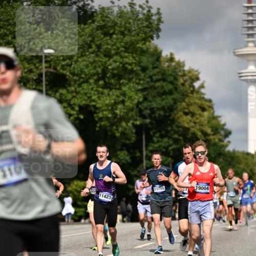 29.06.2025 - hella hamburg halbmarathon Dr. Thomas Lammeyer http://msf.ph/oto/8269213 29.06.2025 09:52:31 Kennedybrücke 1042, 1571, 1600, 2262, 2707, 2797, 3547, 4062, 4381, 5003, 5124, 6037, 6047, 7310, 7482, 7981, 8002, 9640, 9643, 10190, 10369, 10451, 10738, 10877, 11106, 11177, 11423 meine-sportfotos.de