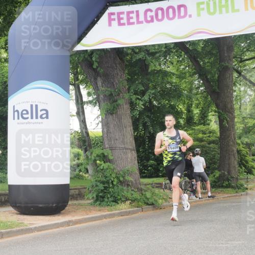 29.06.2025 - hella hamburg halbmarathon KatJ http://msf.ph/oto/8269215 29.06.2025 10:07:31 Zwischen KM18-KM19  meine-sportfotos.de