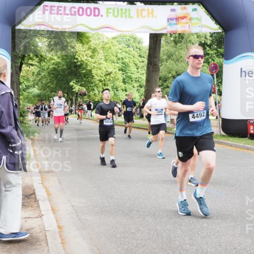 29.06.2025 - hella hamburg halbmarathon MichiJ http://msf.ph/oto/8269311 29.06.2025 10:55:30 Zwischen KM18-KM19 4492, 6822, 8147, 9128, 14149, 18042, 19134 meine-sportfotos.de