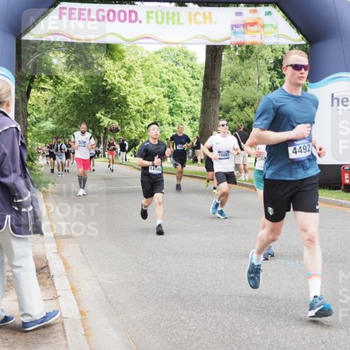 29.06.2025 - hella hamburg halbmarathon MichiJ http://msf.ph/oto/8269318 29.06.2025 10:55:30 Zwischen KM18-KM19 4492, 6822, 8147, 9128, 14149, 18042, 19134 meine-sportfotos.de