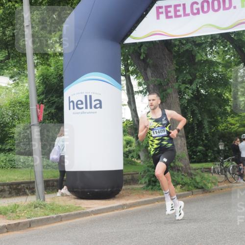 29.06.2025 - hella hamburg halbmarathon KatJ http://msf.ph/oto/8269348 29.06.2025 10:07:32 Zwischen KM18-KM19  meine-sportfotos.de