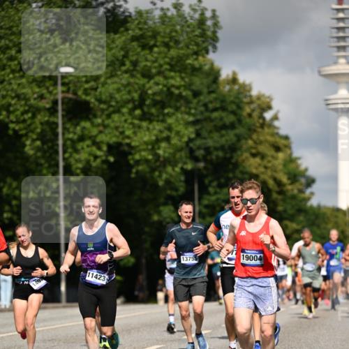 29.06.2025 - hella hamburg halbmarathon Dr. Thomas Lammeyer http://msf.ph/oto/8269362 29.06.2025 09:52:31 Kennedybrücke 1042, 1571, 1600, 2262, 2707, 2797, 3547, 4062, 4381, 5003, 5124, 6037, 6047, 7310, 7482, 7981, 8002, 9640, 9643, 10190, 10369, 10451, 10738, 10877, 11106, 11177, 11423 meine-sportfotos.de