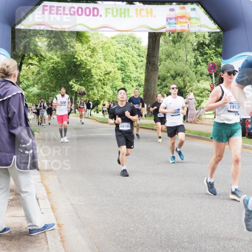 29.06.2025 - hella hamburg halbmarathon MichiJ http://msf.ph/oto/8269374 29.06.2025 10:55:30 Zwischen KM18-KM19 4492, 6822, 8147, 9128, 14149, 18042, 19134 meine-sportfotos.de