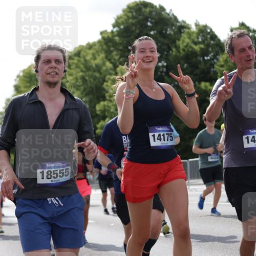 29.06.2025 - hella hamburg halbmarathon Jannik Wohlers http://msf.ph/oto/8269420 29.06.2025 10:01:20 Lombardsbrücke 1184, 1329, 1464, 1653, 1722, 1724, 1729, 1881, 1940, 2167, 2591, 2806, 2957, 3039, 4328, 4663, 5547, 5602, 5603, 6281, 6302, 6438, 6921, 8392, 8578, 8822, 8926, 9230, 10281, 10301, 10882, 10915, 11043, 11771, 11808, 12564, 12734, 12736, 13528, 13796, 14026, 14175, 14176, 14375, 15093, 16424, 16426, 16909, 17017, 17136, 17140, 17670, 17810, 18232, 18555, 18739, 18855, 18899, 18954 meine-sportfotos.de