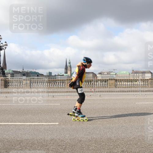 29.06.2025 - hella hamburg halbmarathon Lena Gebhardt http://msf.ph/oto/8269444 29.06.2025 09:04:44 Lombardsbrücke  meine-sportfotos.de