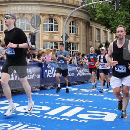 29.06.2025 - hella hamburg halbmarathon Strokosch-Dieckow http://msf.ph/oto/8269467 29.06.2025 10:46:10 Ziel 1569, 1759, 2048, 2590, 2707, 3056, 3087, 4949, 6388, 6460, 7450, 7961, 9497, 9585, 10796, 11094, 11125, 13630, 14804, 16136, 16466, 16475, 17190, 18702, 18797 meine-sportfotos.de