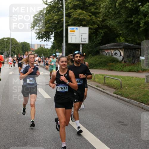 29.06.2025 - hella hamburg halbmarathon Yannick Fuchs http://msf.ph/oto/8269606 29.06.2025 10:36:54 20KM 1209, 1256, 1312, 1700, 1903, 2233, 3523, 4823, 5436, 5682, 6639, 6721, 6770, 7035, 7363, 7448, 7693, 7734, 7765, 7865, 9833, 10216, 10469, 12098, 13446, 13483, 13709, 13725, 14811, 15095, 15175, 15270, 16281, 16295, 16507, 16626, 16660, 17000, 17016, 17177, 17363, 17637, 17864, 17926, 18330, 18559, 18920 meine-sportfotos.de